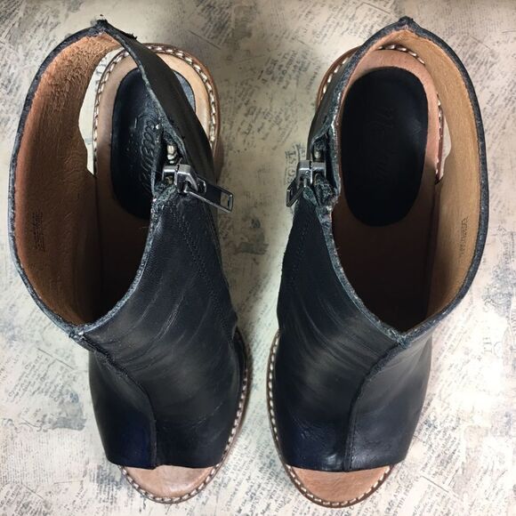 Madewell “Fay” Peep Toe Heeled Sandals Black - Picture 4 of 13